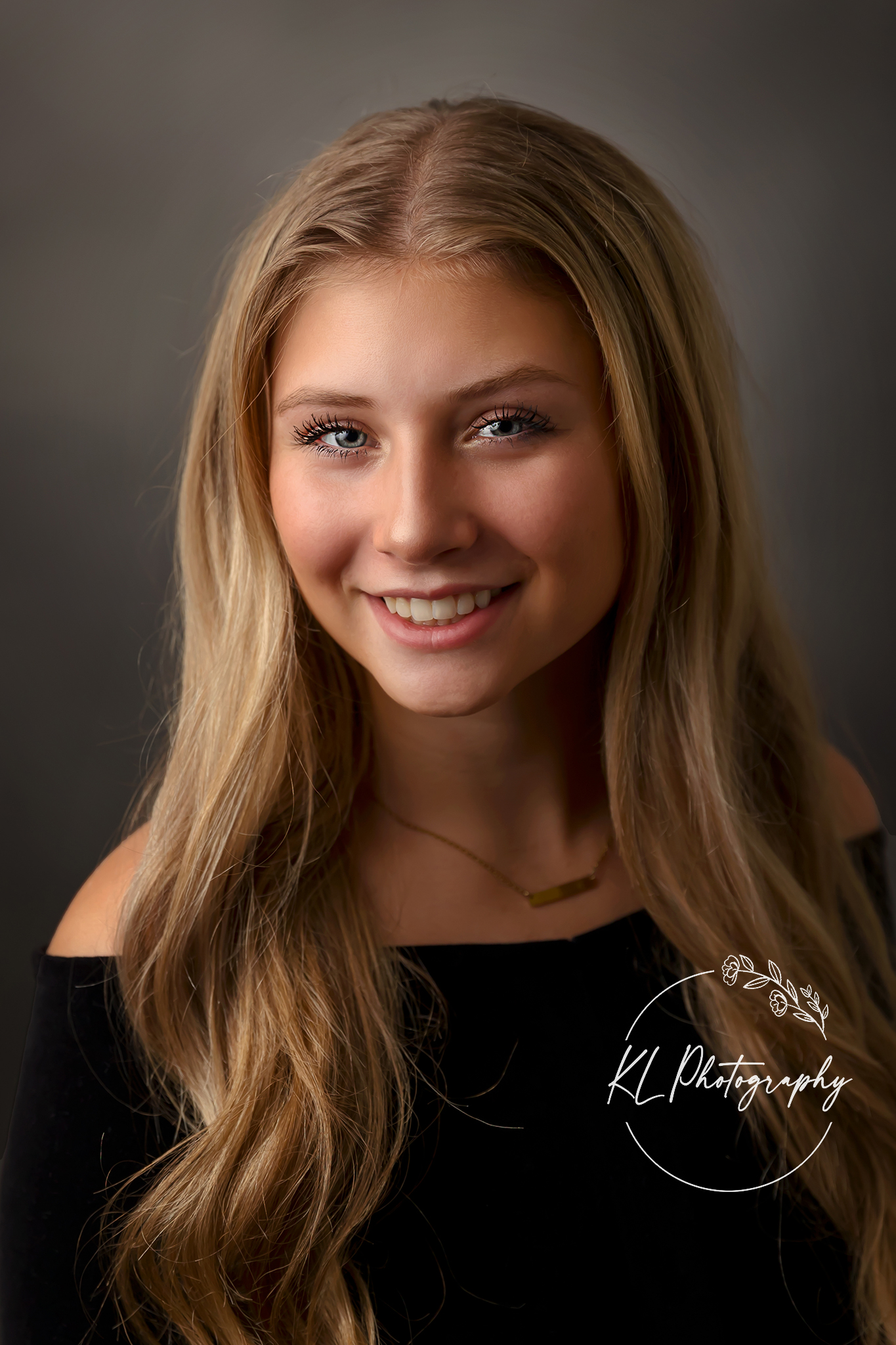 Keene - Vestal Class of 2023 Senior Portraits - KL Photography